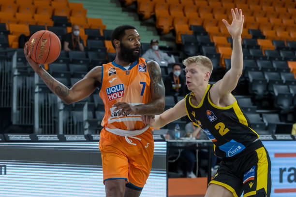 界允许的范 界允许的范